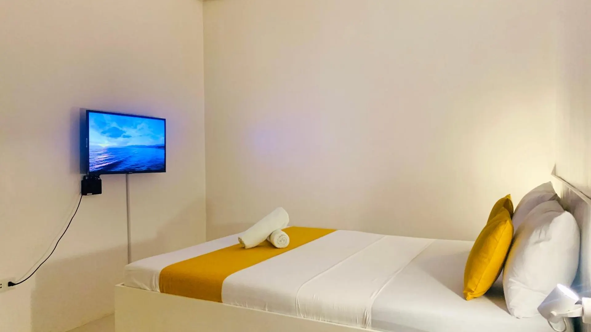 Bohol Emerelle'S Tourist Inn Dauis Filipíny